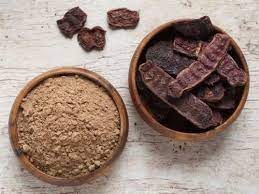 Dark-brown pod extract standardized to natural saponins for gentle foaming in palm-free bath bars and biodegradable haircare products