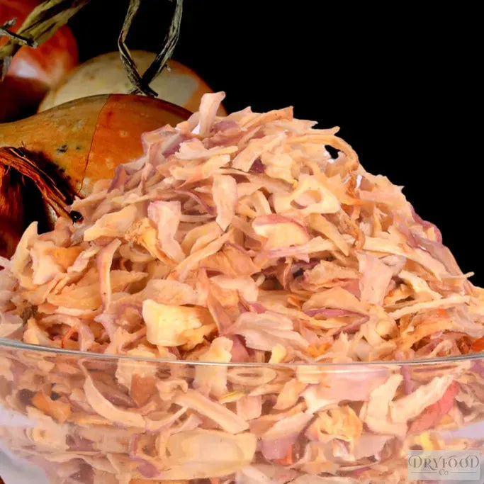 Dehydrated Red Onion Flakes - Allium cepa.